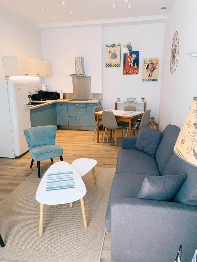 Au Coeur Du Vieil Antibes Apartment Exterior photo